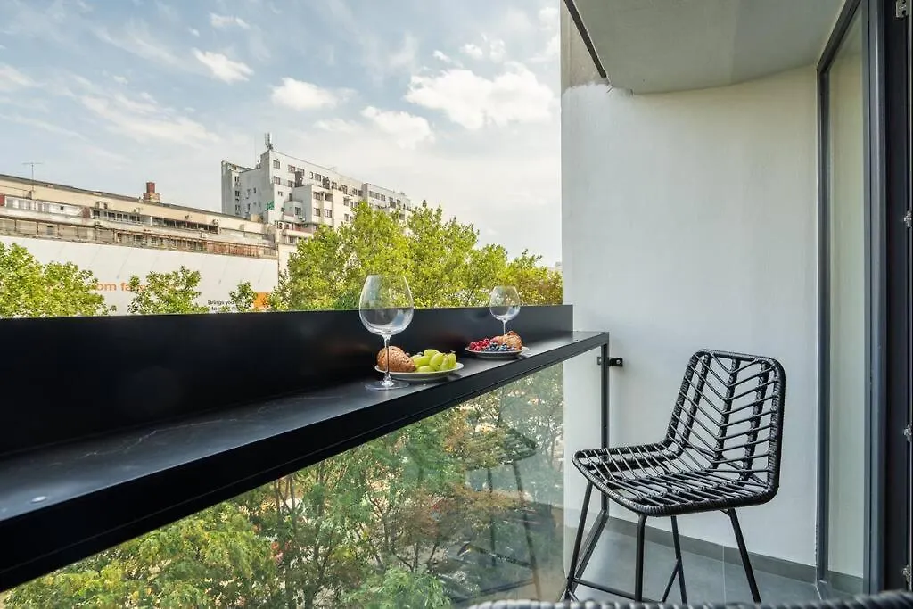 Apartment Bright & Calm - 2Br - Top Location Bucharest