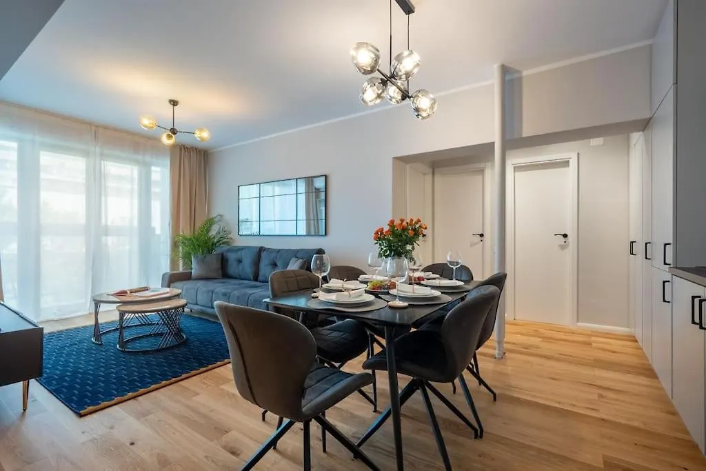 Apartment Bright & Calm - 2Br - Top Location Bucharest Romania