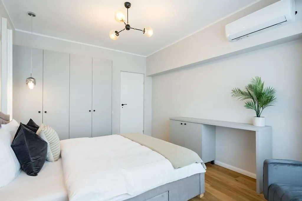 Bright & Calm - 2Br - Top Location Bucharest 0*,  Romania